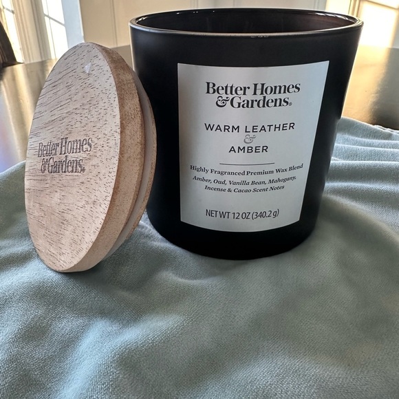 Better Homes And Gardens Other - Better Homes & Gardens Warm Leather & Amber Candle